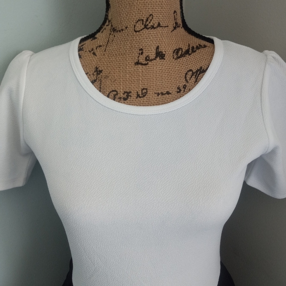 LULAROE Amelia Black & White Colorblock Pleated Dress, Size Small - Picture 2 of 12